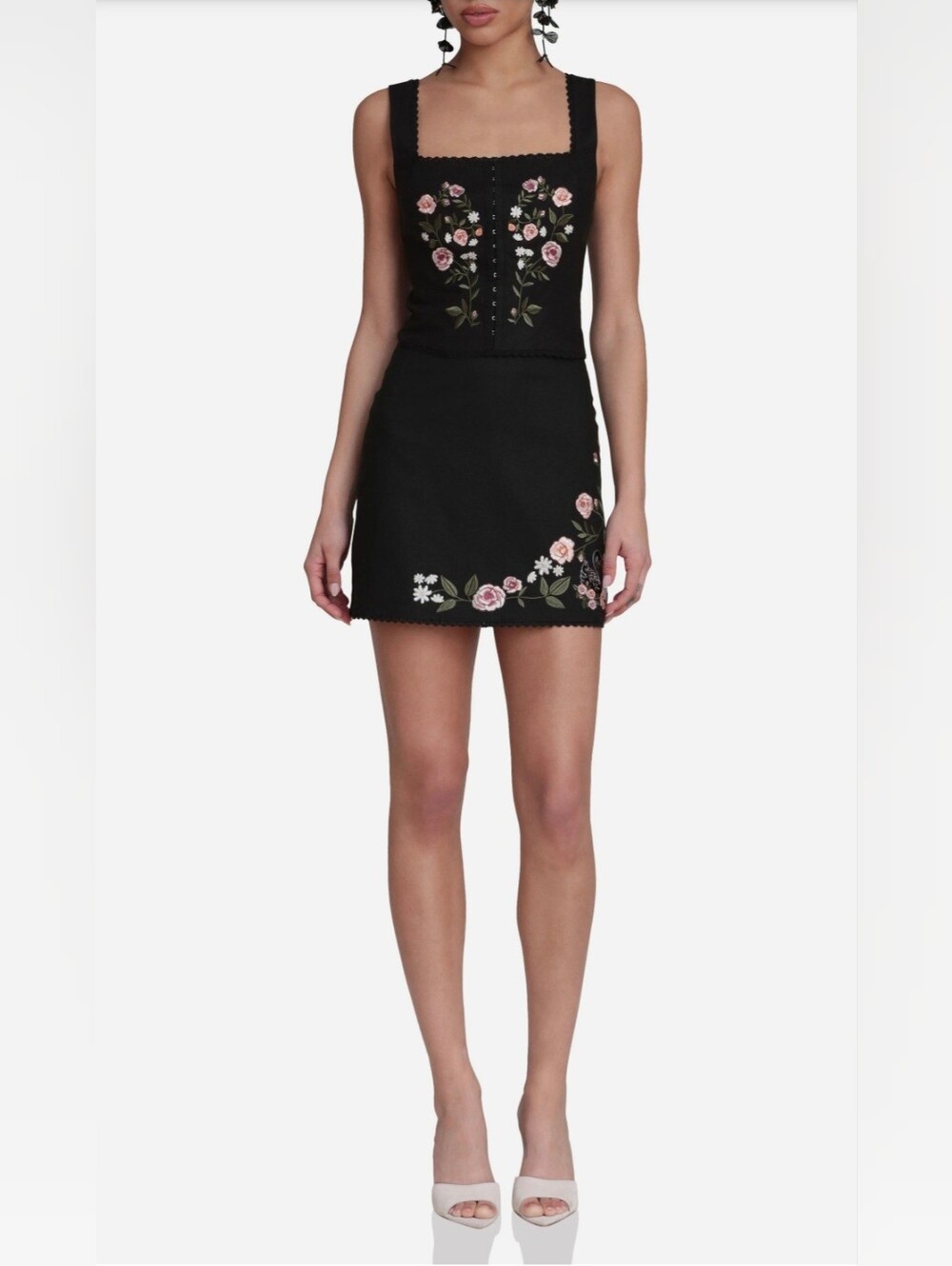 Avec Les Filles Embroidered Corset Tank Top Black Floral Square Neck - Picture 4 of 4